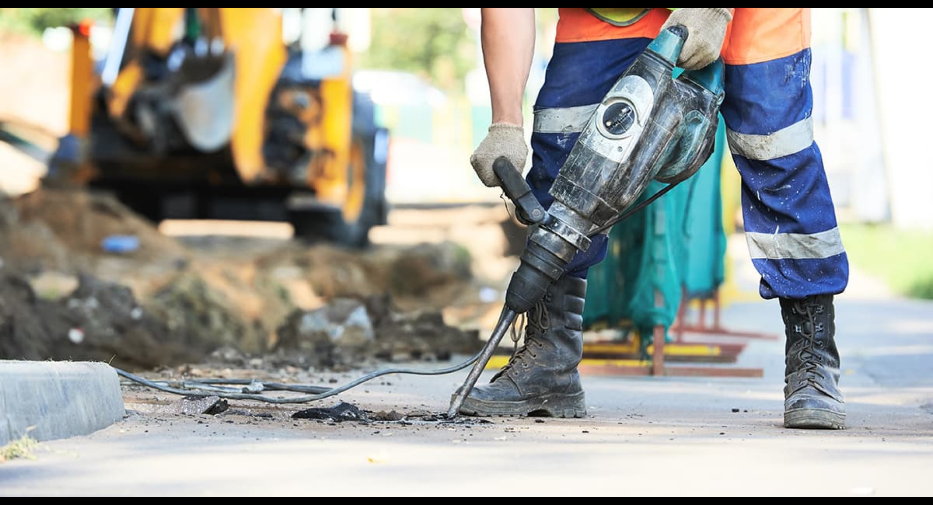 Why Saskatoon Contractors Need Tools and Equipment Insurance